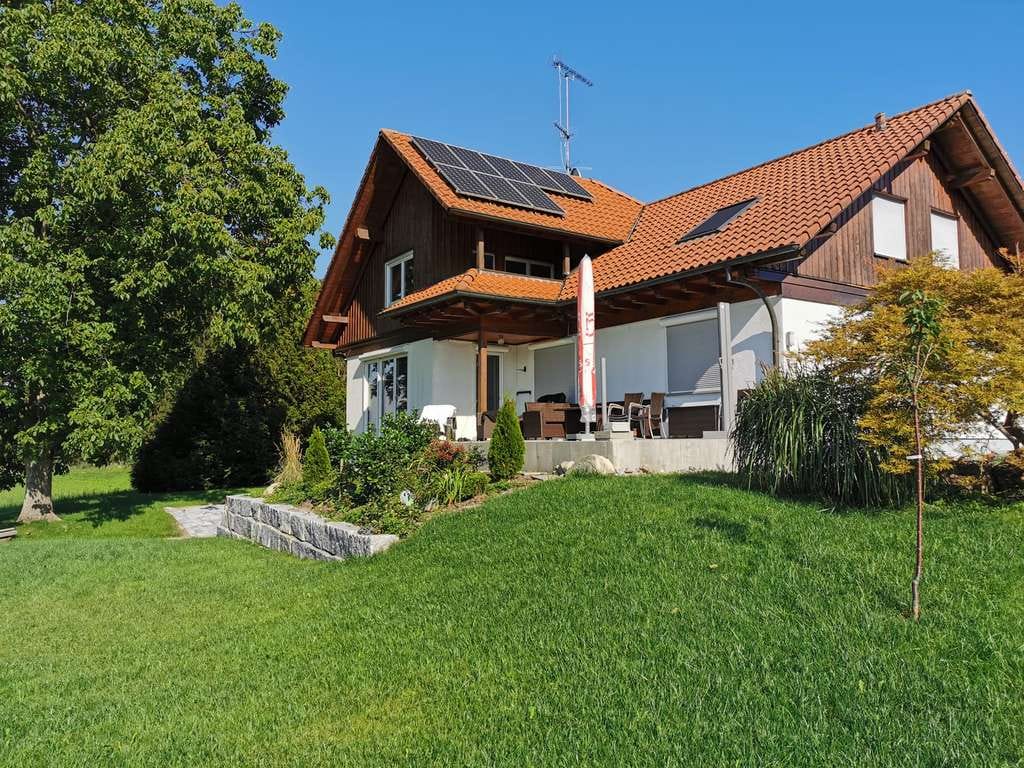 Immobilie in Moos - Landhausvilla mit drei abgeschlossenen Einheiten - Bild 0