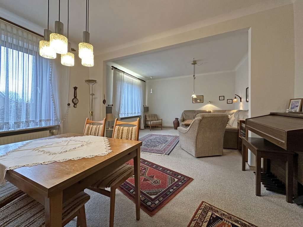 Immobilie in Pinneberg - Sanierungsbedürftiges Haus mit viel Potenzial - Bild 4