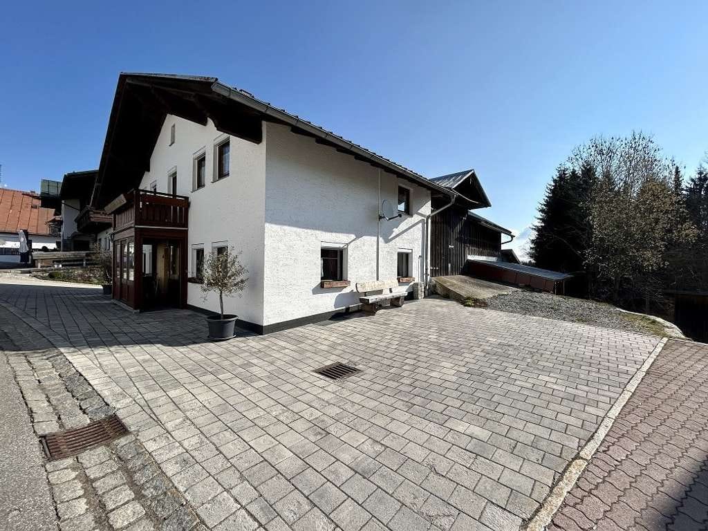 Immobilie in Philippsreut - Einfamilienhaus mit Scheune in 94158 Philippsreut - Bild 3