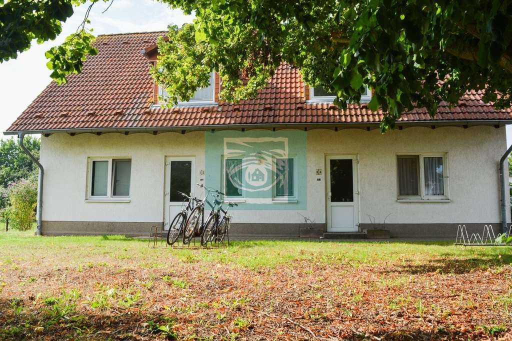 Immobilie in Breege - Wohnimmobilien-Investment mit Entwicklungspotenzial im Ostseebad Breege auf Rügen - Bild 1