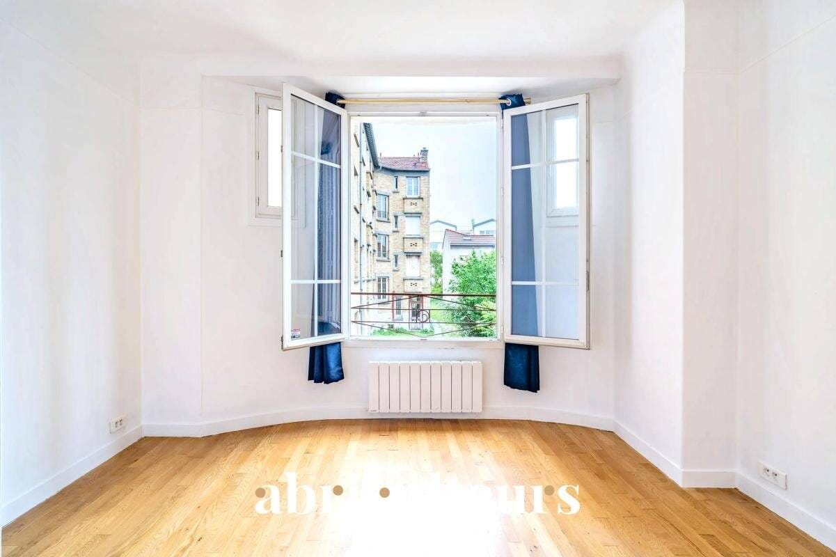 Immobilie in Weiherhammer - 2-Zimmer-Wohnung 31 m² im 1. OG eines Gebäudes aus den 1930er-Jahren - Colombes, Rue Gabriel - Bild 0