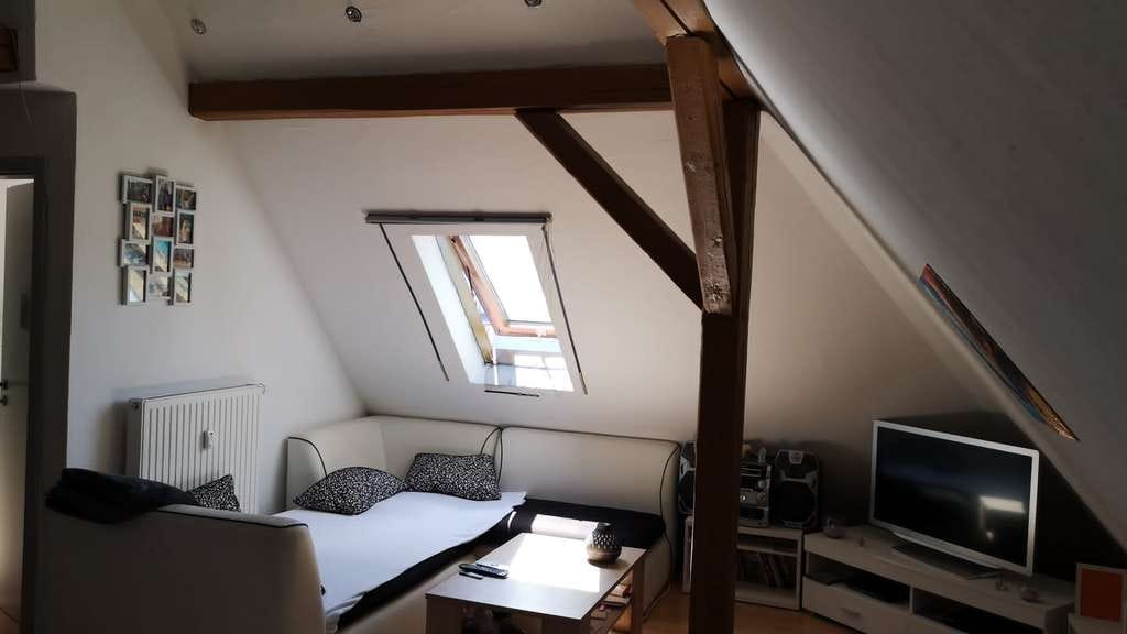 Immobilie in Villingen-Schwenningen - 2 Zimmer Dachgeschosswohnung - Bild 2