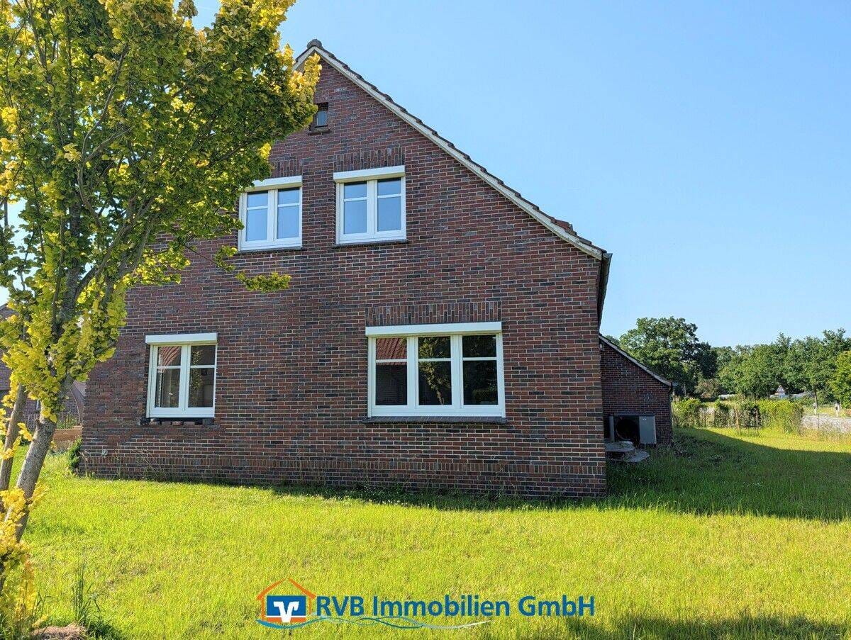 Immobilie in Uplengen - Liebevoll renovierter Resthof mit Weide direkt am Haus - Bild 1