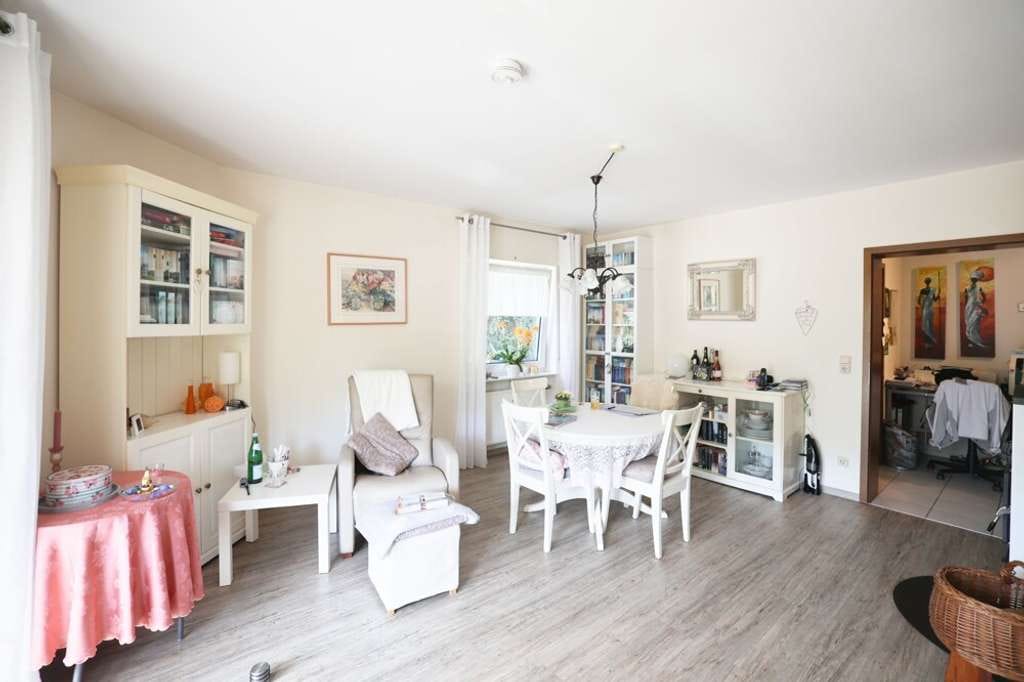 Immobilie in Nassau - Gemütliche 2-ZKB Wohnung mit großem Balkon und Terrasse in ruhiger Lage - Im Mühlbachtal - in Nassau - Bild 3