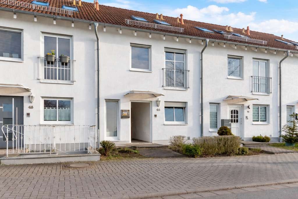 Immobilie in Kabelsketal - Charmantes Reihenmittelhaus mit viel Platz, Keller und Garten in gefragter Lage von Zwintschöna - Bild 0