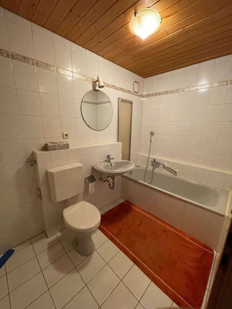 Immobilie in Neumarkt in der Oberpfalz - Großzügiges Apartment mit Mietpotenzial!  - Bild 2