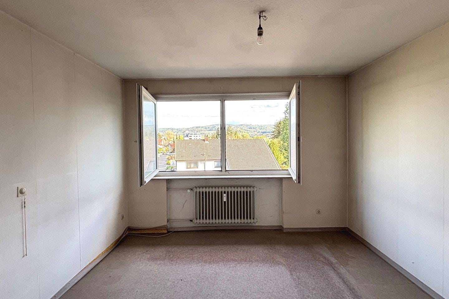 Immobilie in Schorndorf - Sofort frei: helle 3-Zimmer-Eigentumswohnung mit Balkon in ruhiger Lage - Bild 4