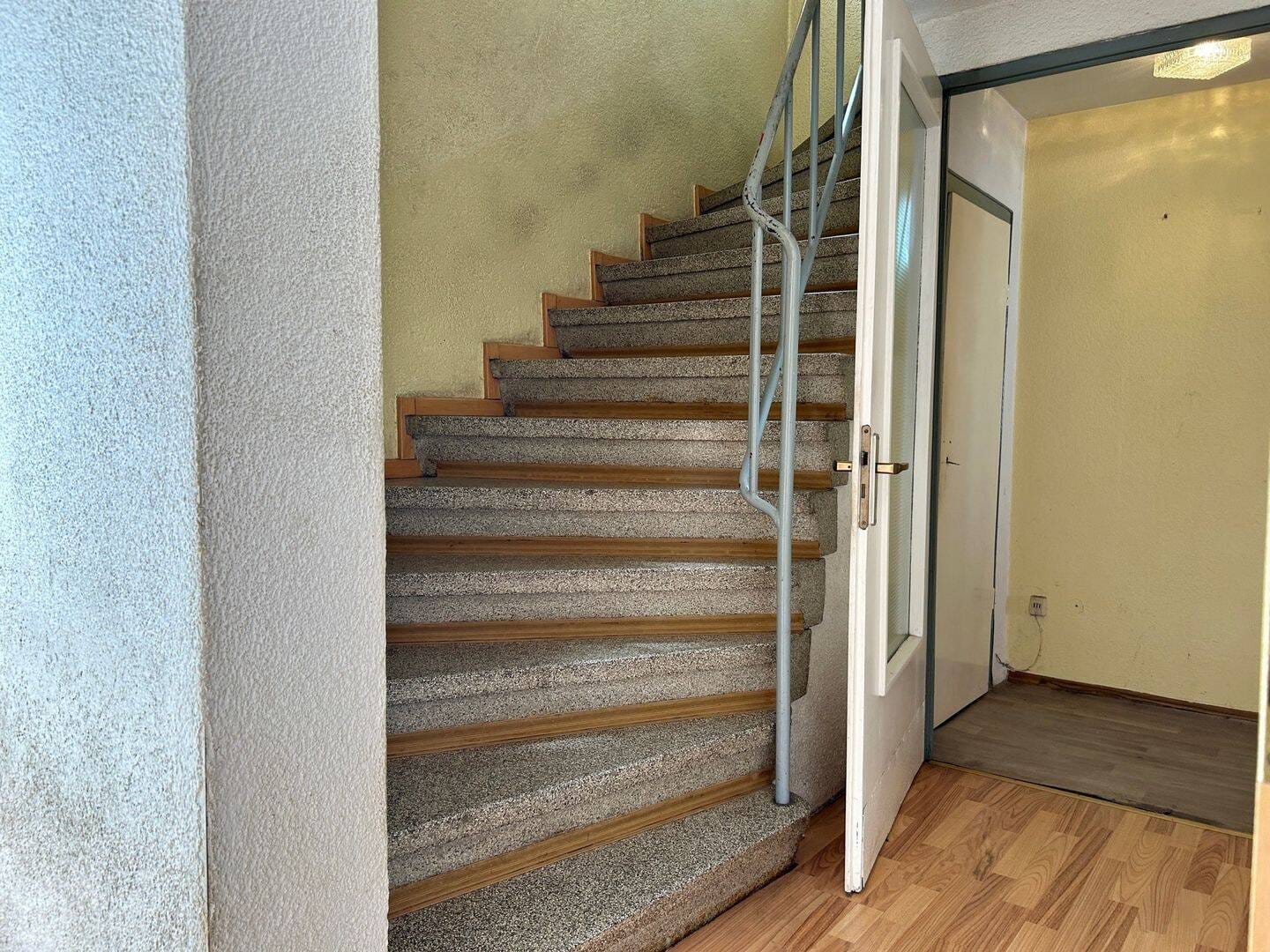 Immobilie in Hemhofen - Älteres EFH in Hemhofen-Zeckern...für Handwerker und Sanierer - Bild 3