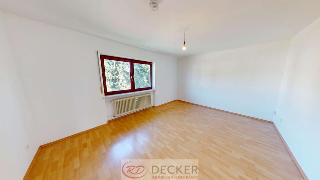 Immobilie in Obertaufkirchen - Clevere Investition oder neues Zuhause: 3-Zi.-Whg. mit Südbalkon – im Leerstand! - Bild 3