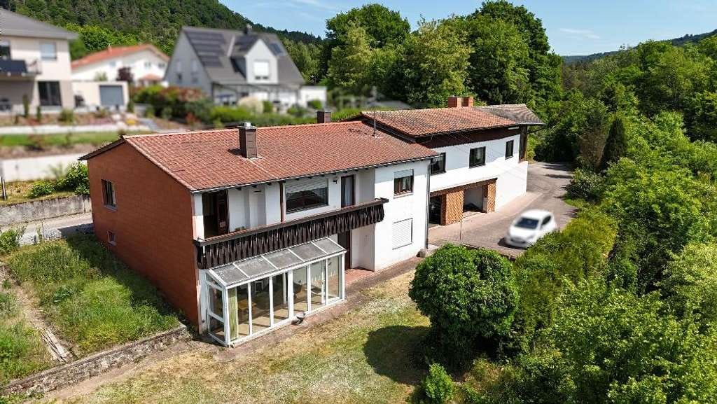 Immobilie in Merzalben - +++Zwei Einfamilienhäuser mit Südausrichtung, Wintergärten, Südbalkon, 3 Garagen, auf einem ruhig... - Bild 0