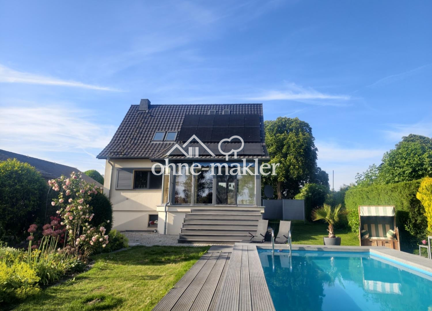Immobilie in Kummerow - Exklusives Wohnen am Kummerower See - Pool, Sauna, Rosengarten & Energieklasse A - Bild 0