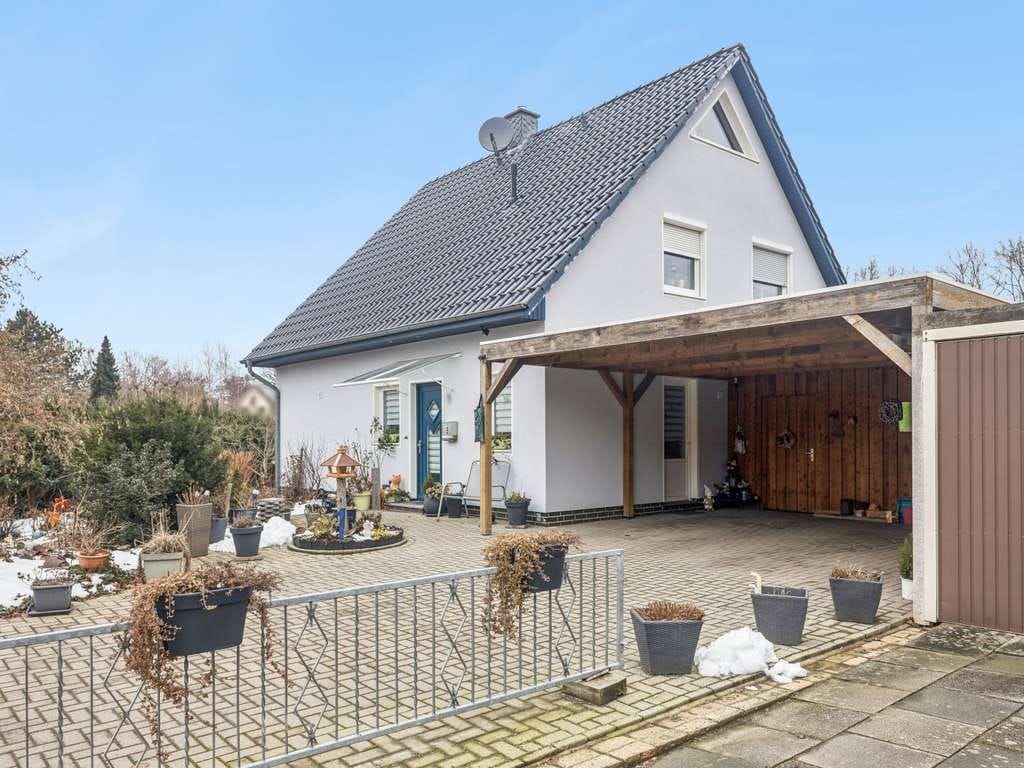 Immobilie in Riede - Freistehendes Einfamilienhaus in familienfreundlicher und grüner Lage von Riede - Bild 0