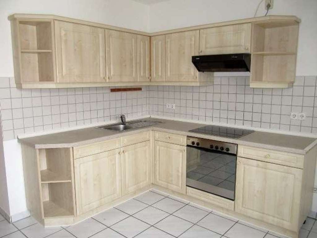 Immobilie in Leuna - 6,1 % Brutto-Rendite I Balkon I Einbauküche I Tageslichtbad I PKW-Stellplatz I 48 m² Dachspeicher - Bild 4