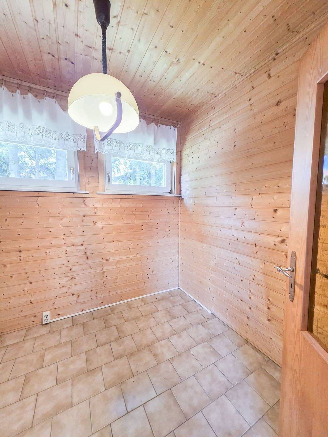 Immobilie in Eisfeld - Freizeitgrundstück mit Bungalow - Bild 4
