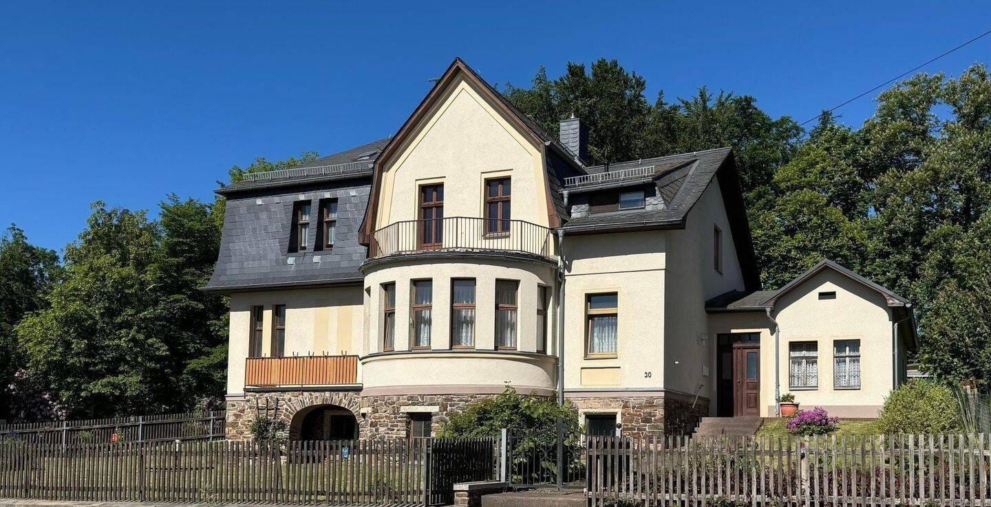 Immobilie in Augustusburg - Historische Villa voller Möglichkeiten - Bild 2