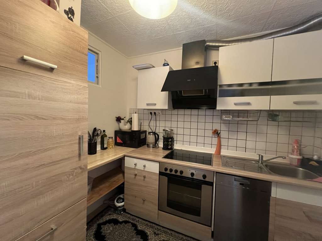Immobilie in Germersheim - Derzeit noch vermietet: gepflegte 2 - Zimmer - Wohnung mit 2 Balkonen in zentraler Wohnlage - Bild 2