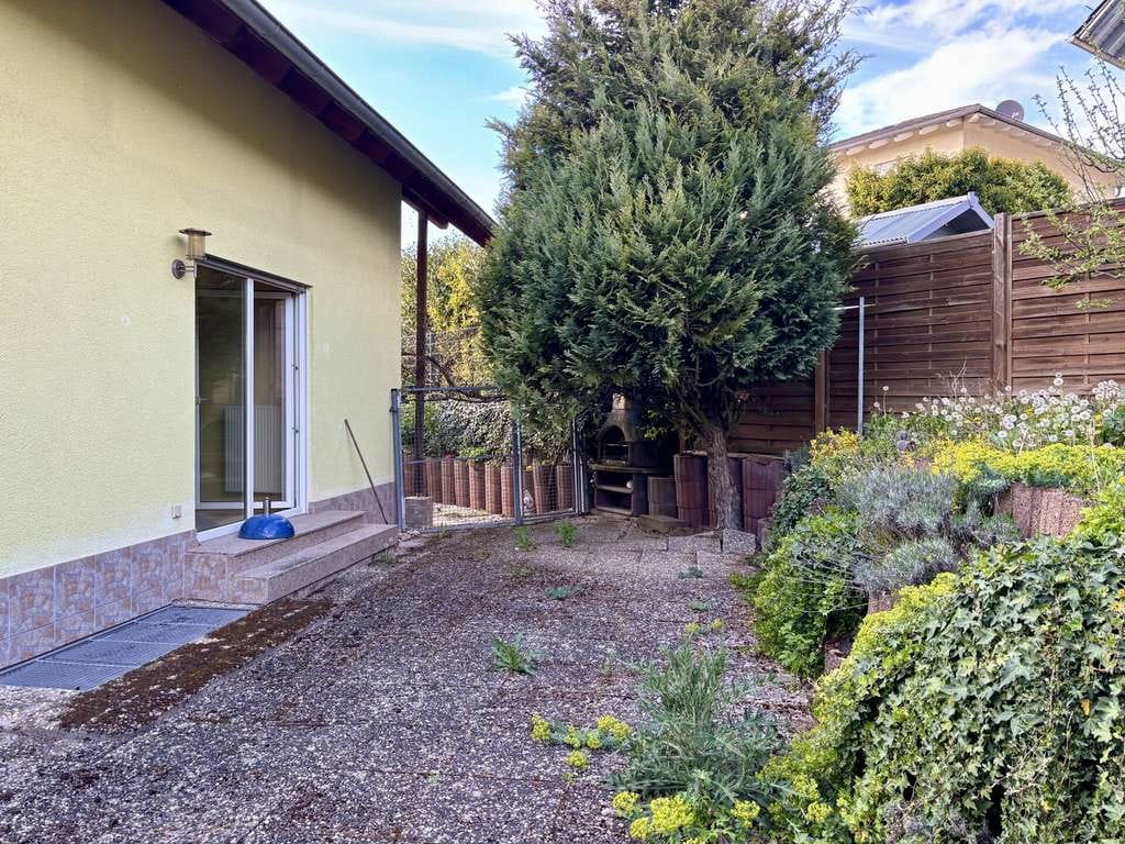 Immobilie in Nieder-Olm - Junges, freistehendes Einfamilienhaus mit verschiedenen Nutzungsmöglichkeiten - Bild 4