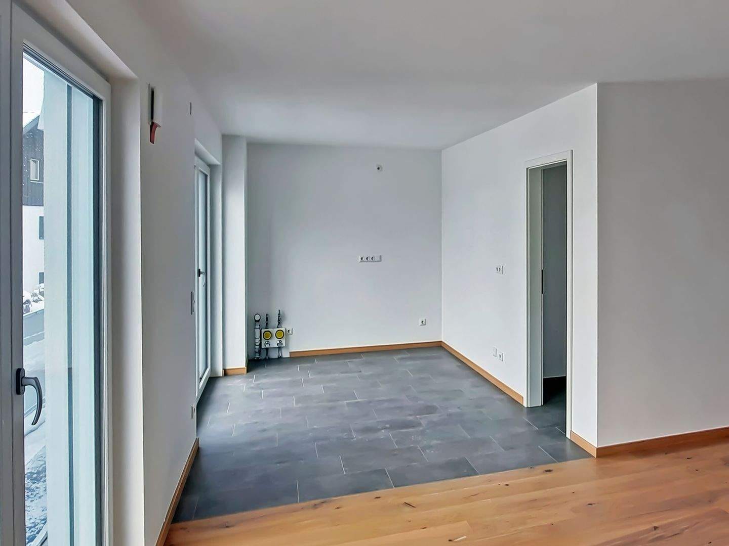 Immobilie in Brunnthal - 3-Zimmer-EG-Wohnung - hell, großzügig, vermietet an nette Menschen! - Bild 4