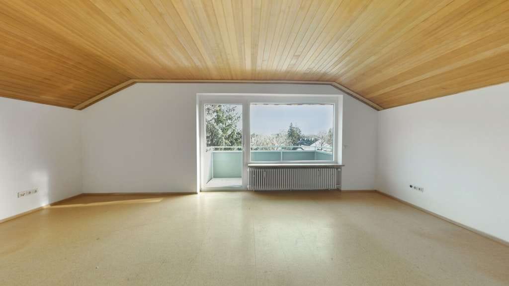 Immobilie in Geretsried - Ein Platz zum Wohlfühlen – Dachgeschosswohnung in grüner Randlage - Bild 1