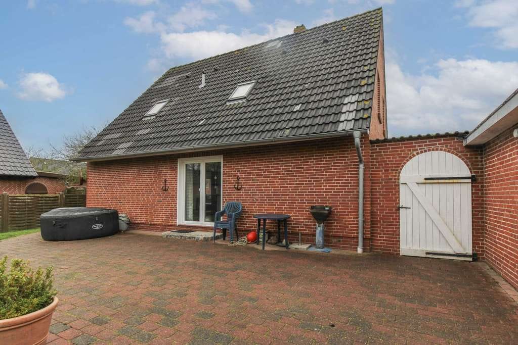 Immobilie in Klanxbüll - Richtig zuhause: Gepflegtes Einfamilienhaus mit Garten, in 22 Minuten in Westerland (Sylt) - Bild 2