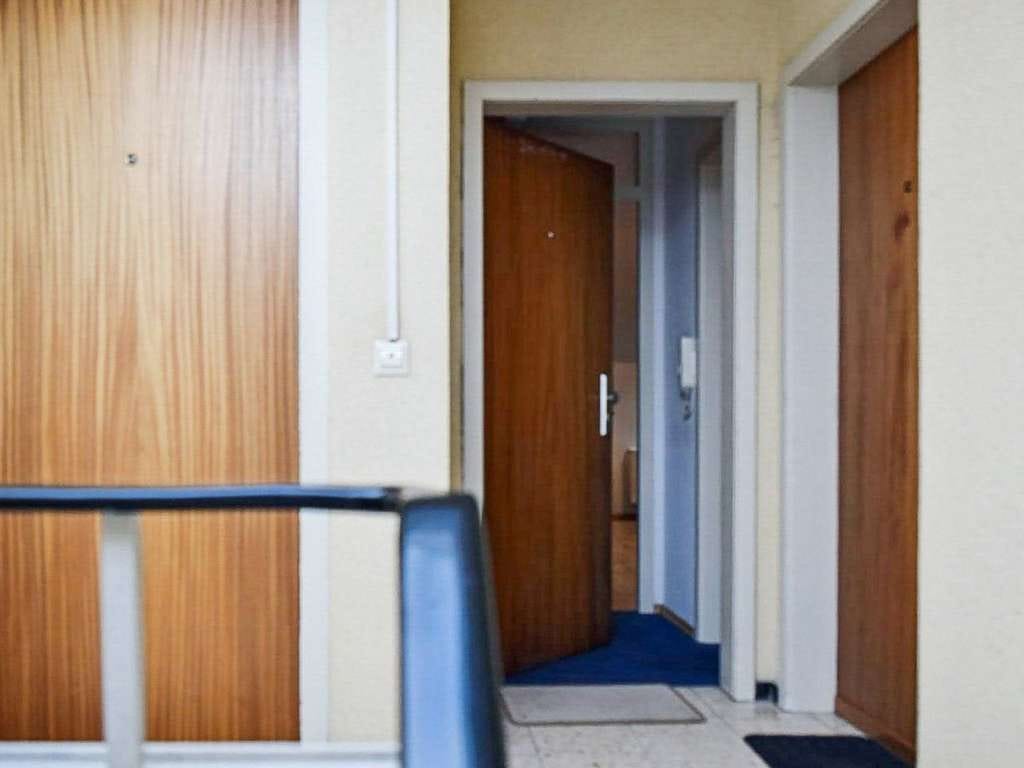 Immobilie in Sindelfingen - Vermietetes 1-Zimmer-Dachgeschoss-Apartment in perfekter Lage Sindelfingens - Bild 1