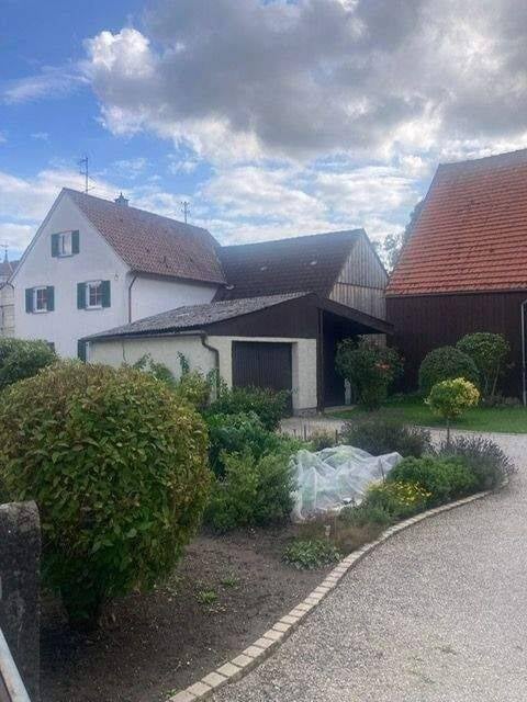 Immobilie in Waldstetten - Charmantes EFH mit Tenne und weiterem Ausbaupotenzial - Bild 1
