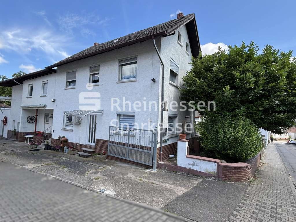 Immobilie in Essenheim - Raum zum Leben, Arbeiten und Träumen! - Bild 0