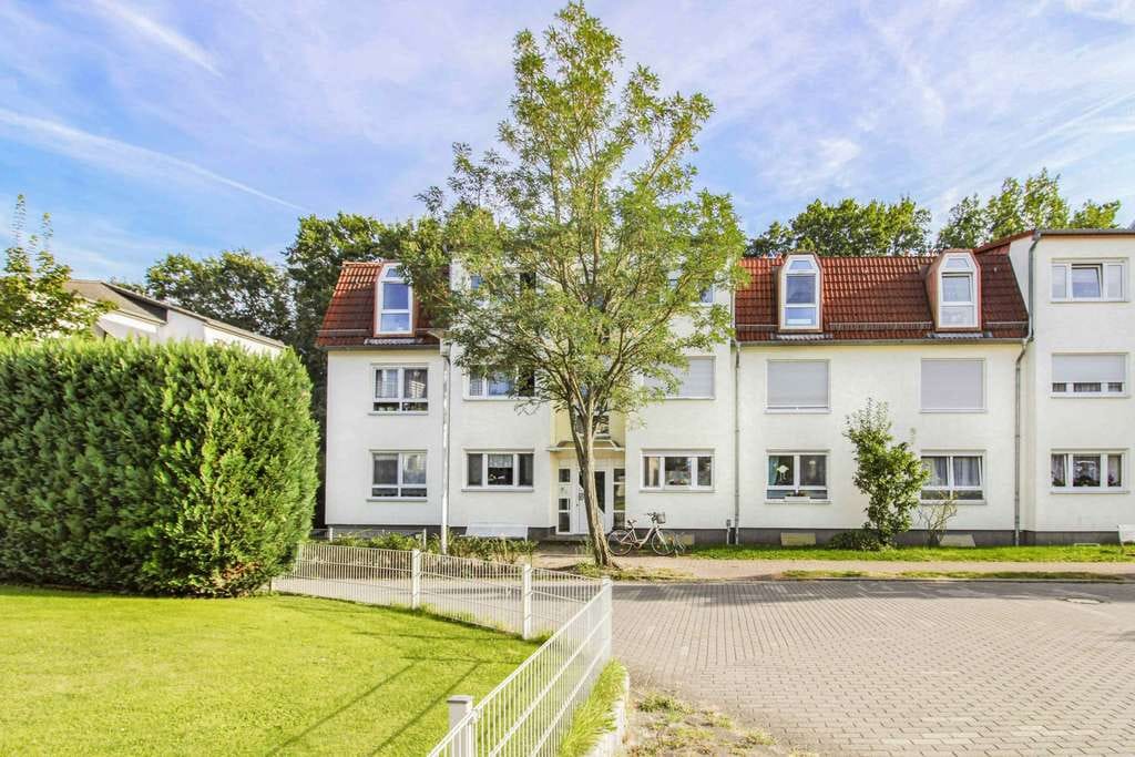 Immobilie in Velten - Wird bezugsfrei: Moderne 3-Zimmer-Wohnung mit Balkon und Tiefgaragenstellplatz - Bild 0