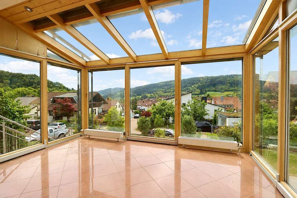 Immobilie in Sulzbach an der Murr - Familienglück in Halbhöhenlage! 5,5-Zi.-EFH mit Garten, Wintergarten, Carport & Garage in Sulzbach! - Bild 4