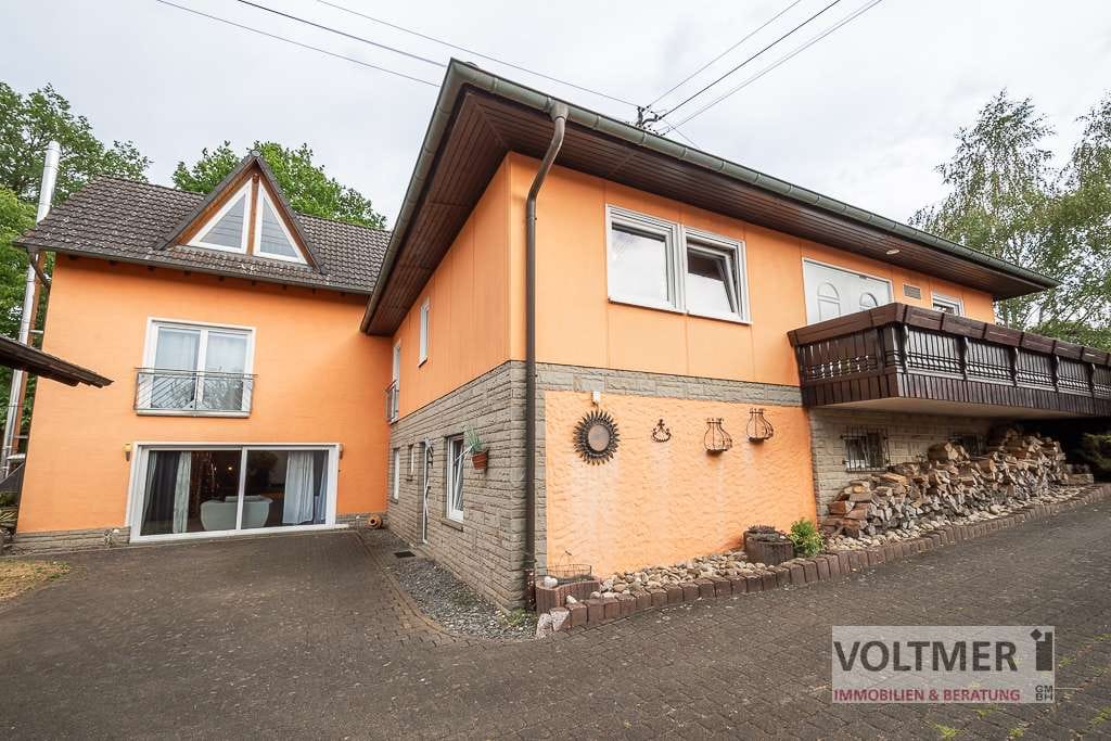 Immobilie in Sankt Wendel - ERFÜLLUNG - Zweifamilienhaus mit Carport, Wintergarten & Garten in ruhiger Lage von St. Wendel! - Bild 1
