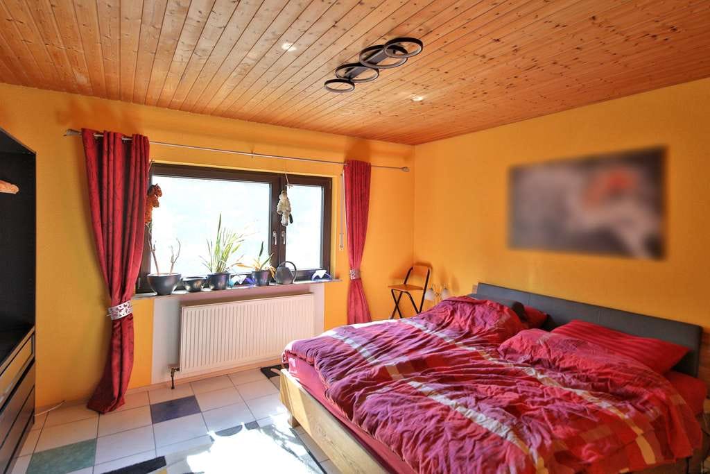 Immobilie in Spechbach - Zu Hause mit Zukunft: Gepflegtes Mehrfamilienhaus inklusive Bauland – Spechbach - Bild 4