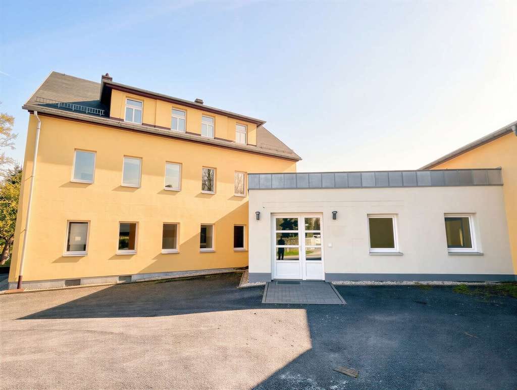 Immobilie in Freiberg - Viel Platz für die ganze Familie oder auch gleich zwei - Bild 1