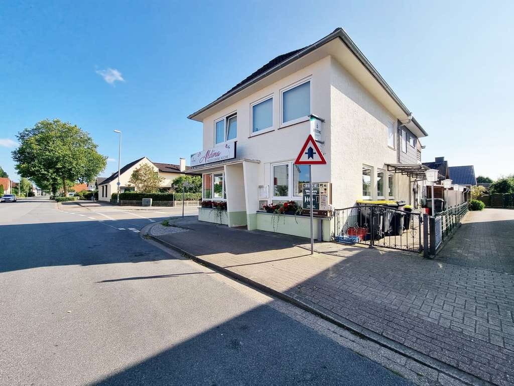 Immobilie in Delmenhorst - Vollvermietetes Wohn- und Geschäftshaus in Top-Lage von Delmenhorst – Attraktive Rendite!!! - Bild 1