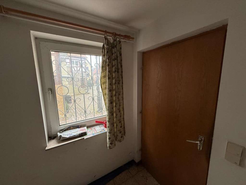 Immobilie in Möckmühl - Zentral gelegenes Ein- bzw. Mehrfamilienhaus mit Potential - Bild 3