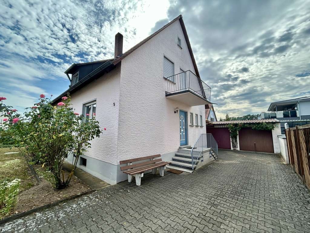Immobilie in Baiersdorf - Ruhig gelegenes Zweifamilienhaus in Baiersdorf-Wellerstadt - Bild 3
