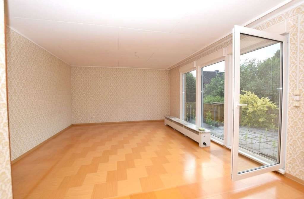 Immobilie in Börßum - Freistehendes Einfamilienhaus zum Modernisieren mit 5 Zimmern, Garage + Vollkeller ... - Bild 2