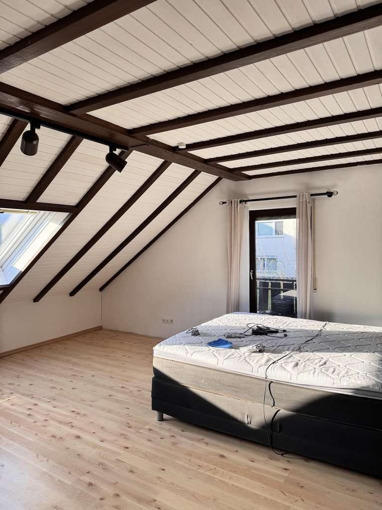 Immobilie in Bad Schwalbach - Wunderschöne gepflegte Dachgeschosswohnung - Bild 0