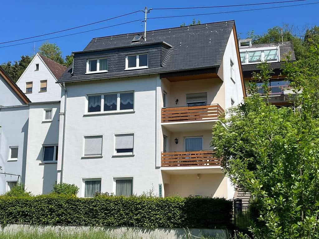 Immobilie in Rhens - Rhens! Vielseitig nutzbares Einfamilienhaus mit ELW in ruhiger Lage - Bild 1