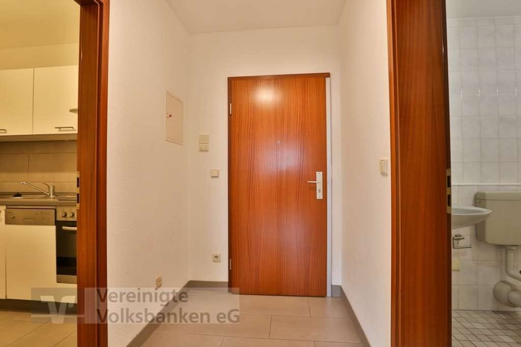 Immobilie in Tamm - Attraktive 2-Zimmer-Wohnung mit Balkon & Tiefgaragenstellplatz-FREI - Bild 3
