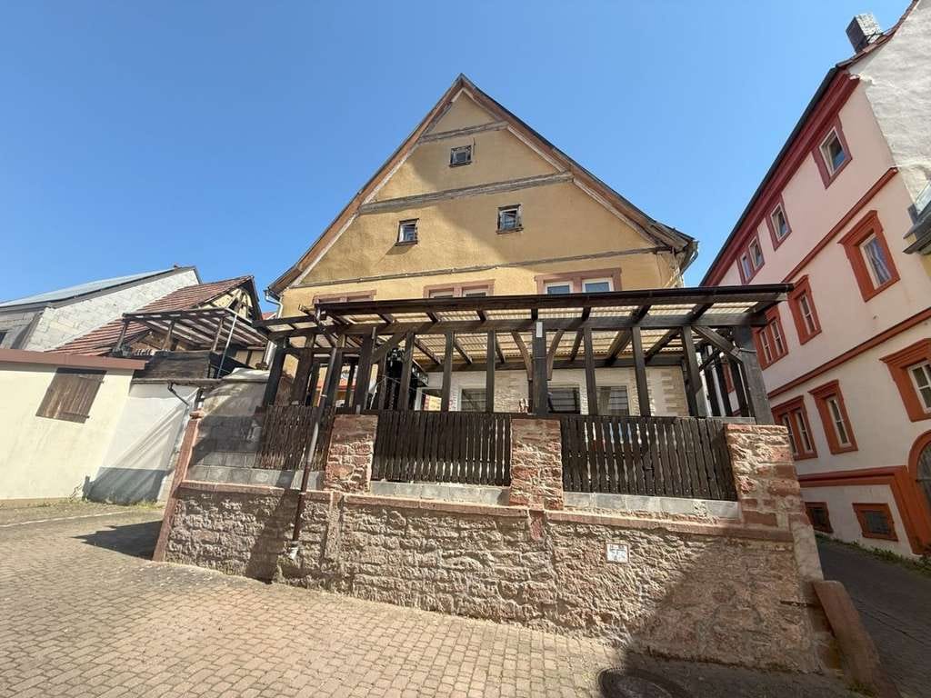 Immobilie in Triefenstein - Denkmalimmobilie - Eigentumswohnung im Ortskern - Bild 0