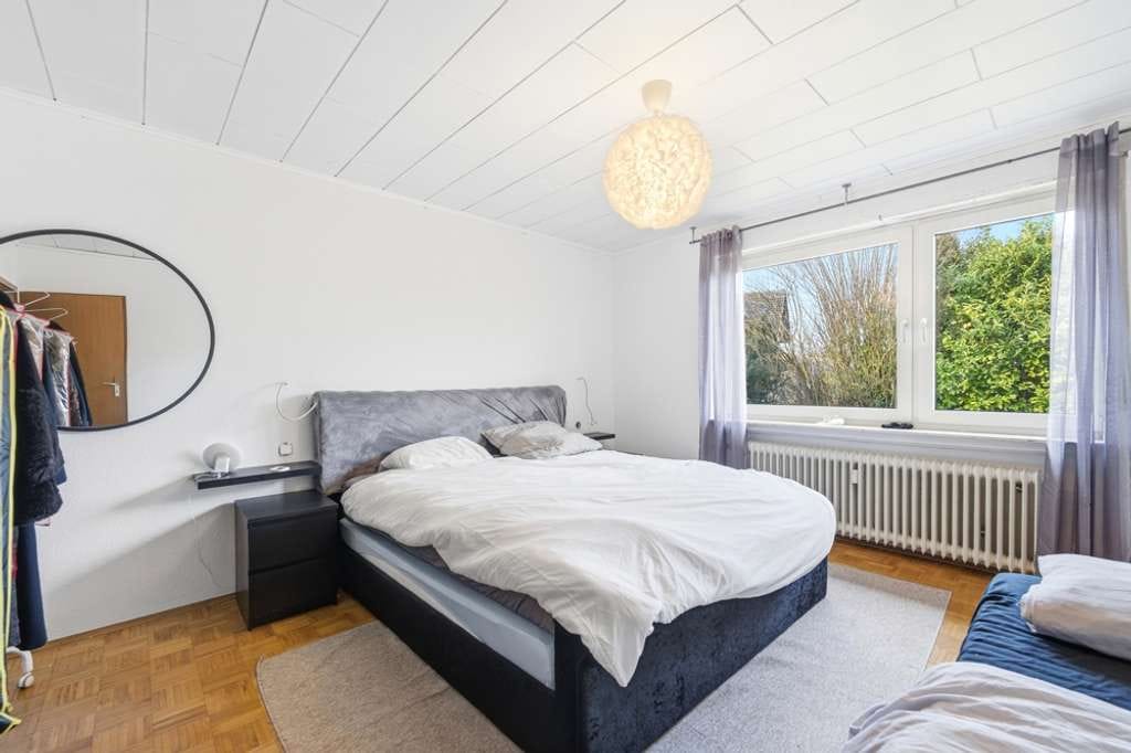 Immobilie in Bremberg - ***Coming home: Großzügiges Einfamilienhaus mit Einliegerwohnung*** - Bild 4