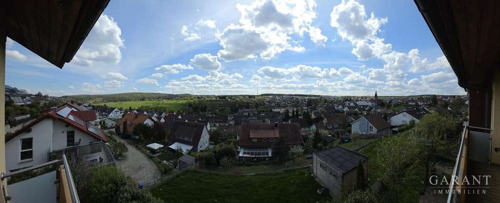 Immobilie in Wimsheim - Traumhafte Aussicht in Wimsheim - Großzügiges Doppelhaus mit viel Platz, Sauna & Wärmepumpe - Bild 0