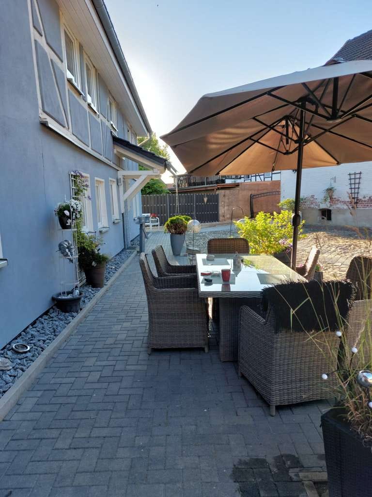 Immobilie in Querenhorst - Ehemalige Hofanlage mit sanierten Wohnhaus, gut geeignet für Pferdehaltung - Bild 2