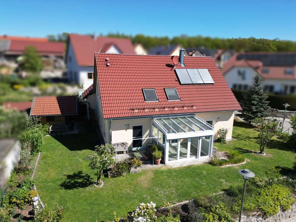 Immobilie in Pentling - | Ein Zuhause für alle Lebensphasen |

Rollstuhlgerecht, familienfreundlich und naturnah - Bild 0