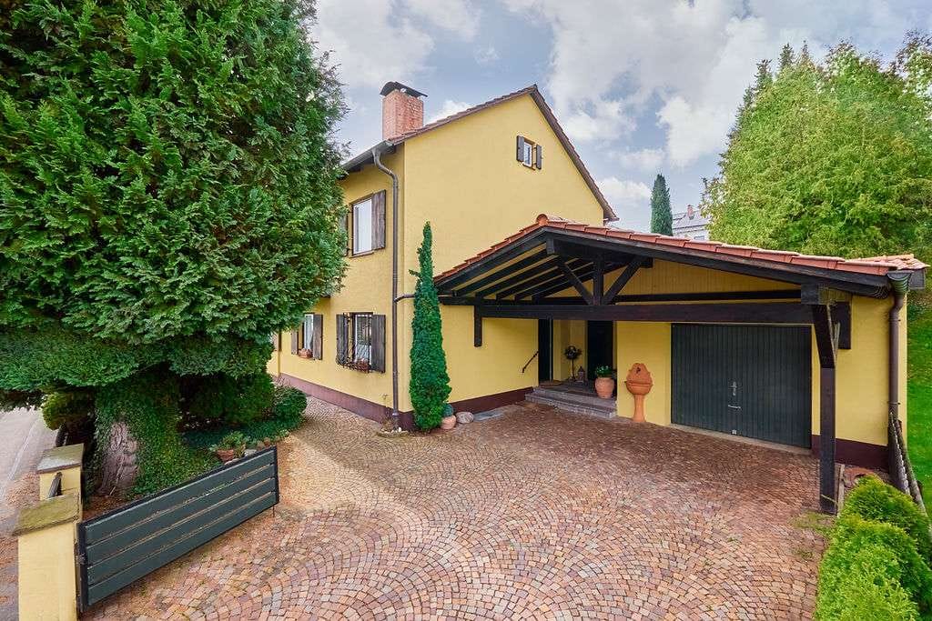 Immobilie in Kaufering - Rückzugsort mit Niveau – Gartenidylle und großzügiges Wohnen vereint - Bild 0