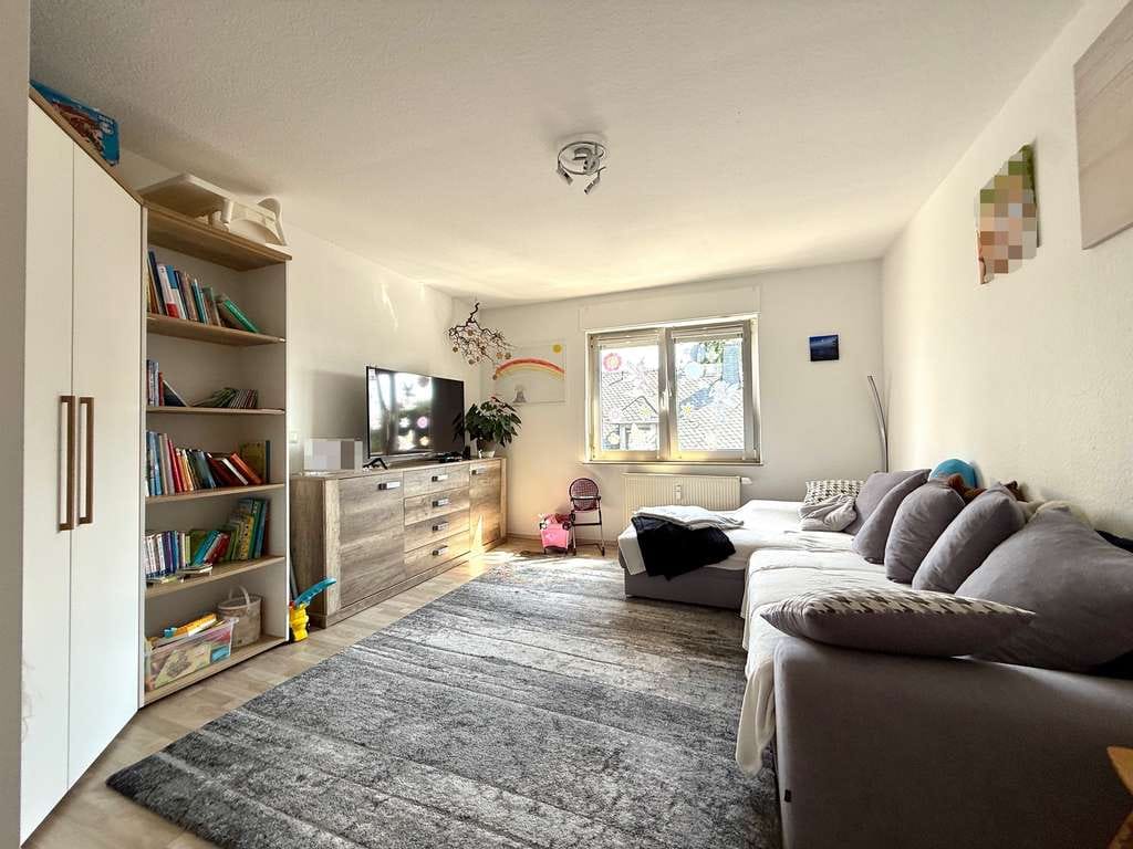 Immobilie in Eppenrod - "Mehr Raum. Mehr Möglichkeiten. Mehrfamilienhaus in Eppenrod mit Potenzial!" - Bild 2