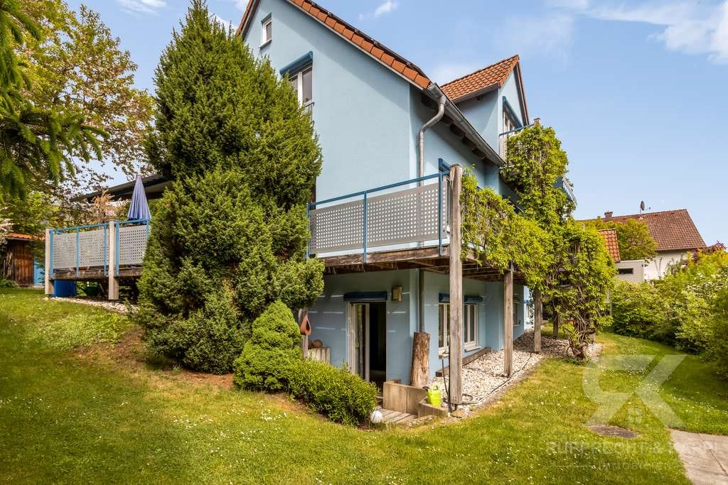 Immobilie in Neustadt an der Waldnaab - Exklusives Einfamilienhaus in bester Lage mit traumhaftem Waldblick und durchdachtem Wohnkonzept - Bild 4