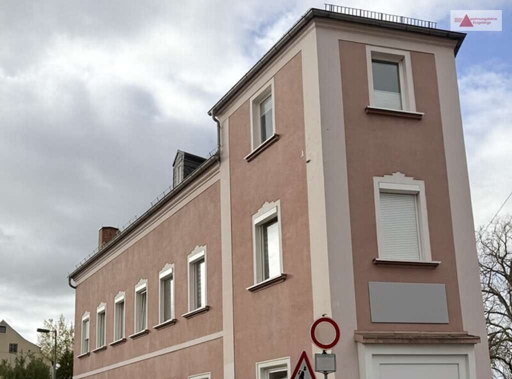 Immobilie in Lichtenstein/Sachsen - Wohnen, vermieten & Gewerbe: Stadthaus mit Kamin, Balkon und Garten in Lichtenstein (Zwickau) - Bild 0