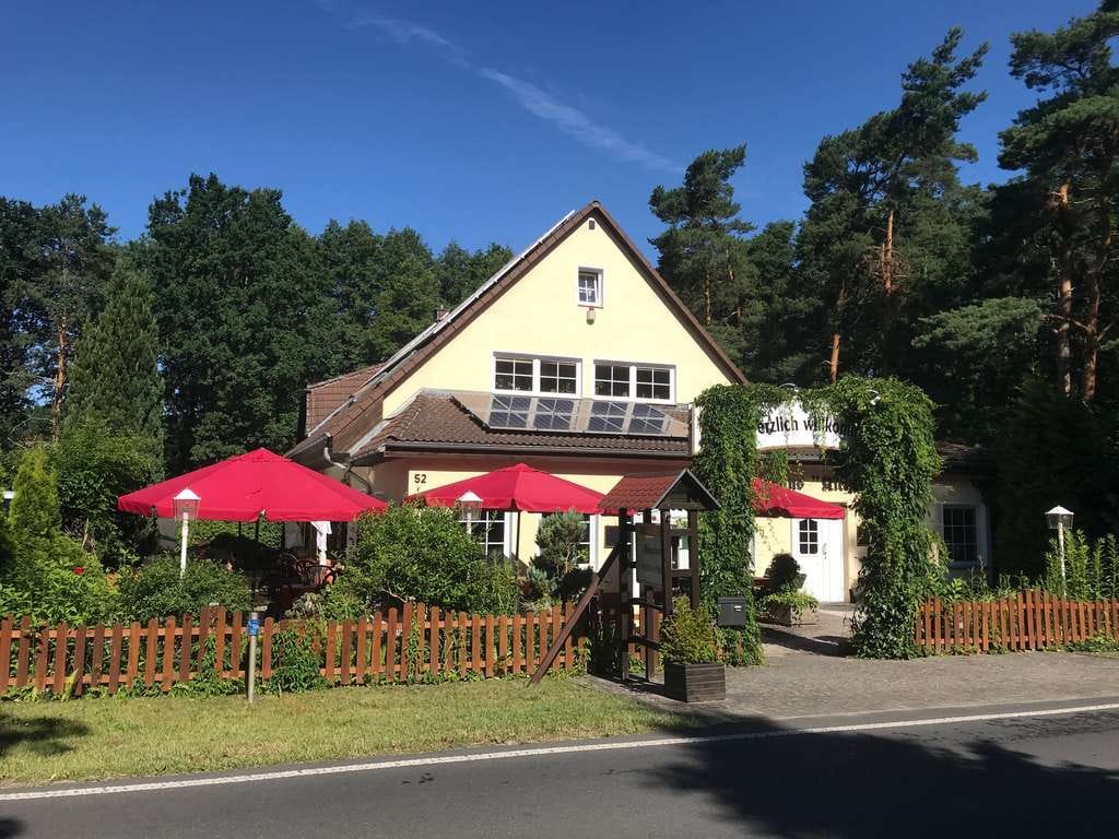 Immobilie in Grünheide (Mark) - Gasthaus mit vielfältigen Nutzungsmöglichkeiten zu verkaufen - Bild 0