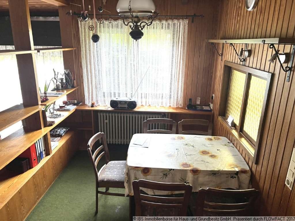 Immobilie in Blaufelden - RUHIG UND ZENTRAL: Gemütliches Einfamilienhaus mit Garten und Garage - Bild 4